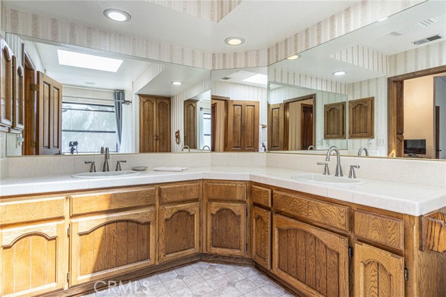 Detail Gallery Image 33 of 75 For 7040 Kenyon Ave, Hesperia,  CA 92345 - 3 Beds | 2/1 Baths