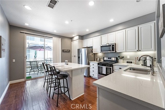 7 Burlingame Lane, Aliso Viejo CA: https://media.crmls.org/medias/d5a7e20a-126f-492a-b41a-afc75146dba8.jpg