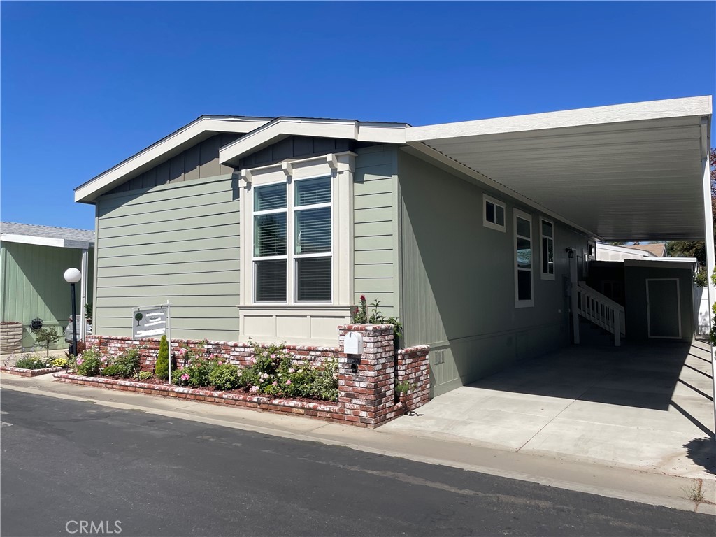 MLS #OC26095154 image #1