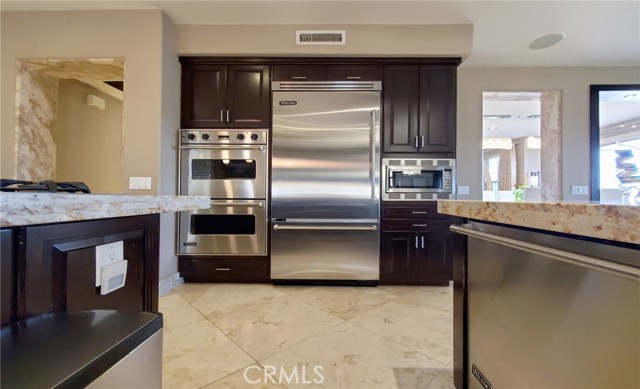 34 Sunset Cove, Newport Coast CA: https://media.crmls.org/medias/d5a8c57b-e166-4b81-86c8-8e48d7e2bec0.jpg