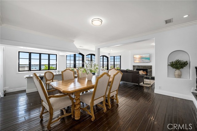 Detail Gallery Image 8 of 51 For 1541 Dolphin, Corona Del Mar,  CA 92625 - 3 Beds | 3/1 Baths