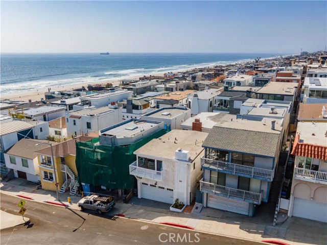 209 15th Street, Manhattan Beach, California 90266, 3 Bedrooms Bedrooms, ,1 BathroomBathrooms,Residential,Sold,15th,SB22091569