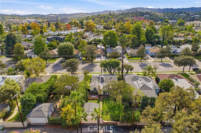 Detail Gallery Image 28 of 30 For 16753 Magnolia, Encino,  CA 91436 - 3 Beds | 2 Baths