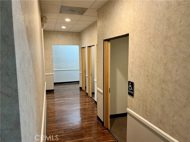 175 E 9th Street, Corona, California 92879, ,Commercial Lease,For Rent,175 E 9th Street,CRSR24049207