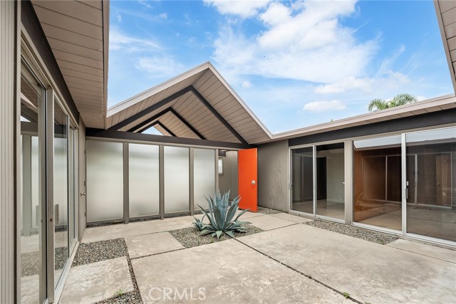 5112 E Valencia Drive, Orange CA: https://media.crmls.org/medias/d5ab780d-7d6d-4a32-a2b2-2aa25026f72b.jpg
