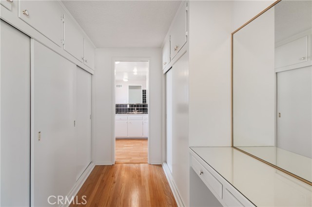 Detail Gallery Image 25 of 50 For 9659 Calvin, Northridge,  CA 91324 - 3 Beds | 3 Baths