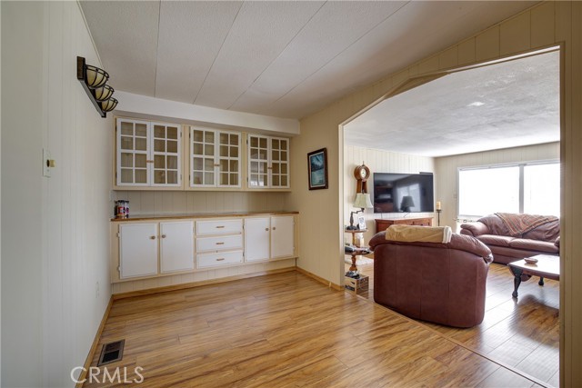 3700 Buchanan, Riverside CA: https://media.crmls.org/medias/d5ac7b37-bbb1-4206-ac58-747bc6aabade.jpg