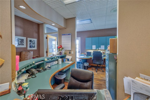 Image 27 of 52 For 16336 Whittier