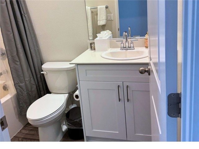 31832 Gimbal Way, Winchester CA: https://media.crmls.org/medias/d5acc2a2-76d4-4d43-acd9-0689325ff4bf.jpg