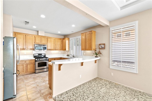 Detail Gallery Image 15 of 39 For 1973 Riviera Ave, Banning,  CA 92220 - 2 Beds | 2 Baths