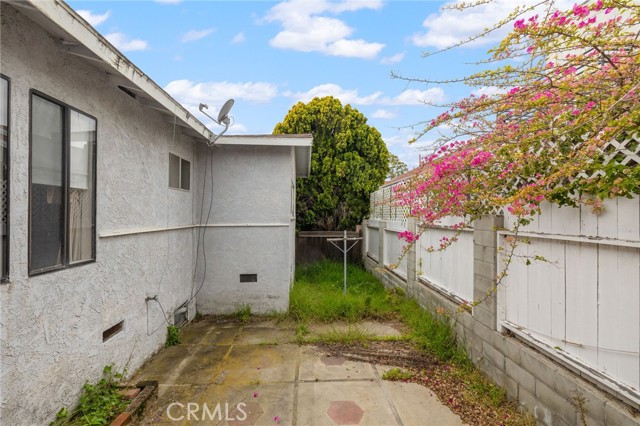 2023 Ripley Avenue, Redondo Beach, California 90278, 3 Bedrooms Bedrooms, ,1 BathroomBathrooms,Residential,For Sale,Ripley,SB24076067