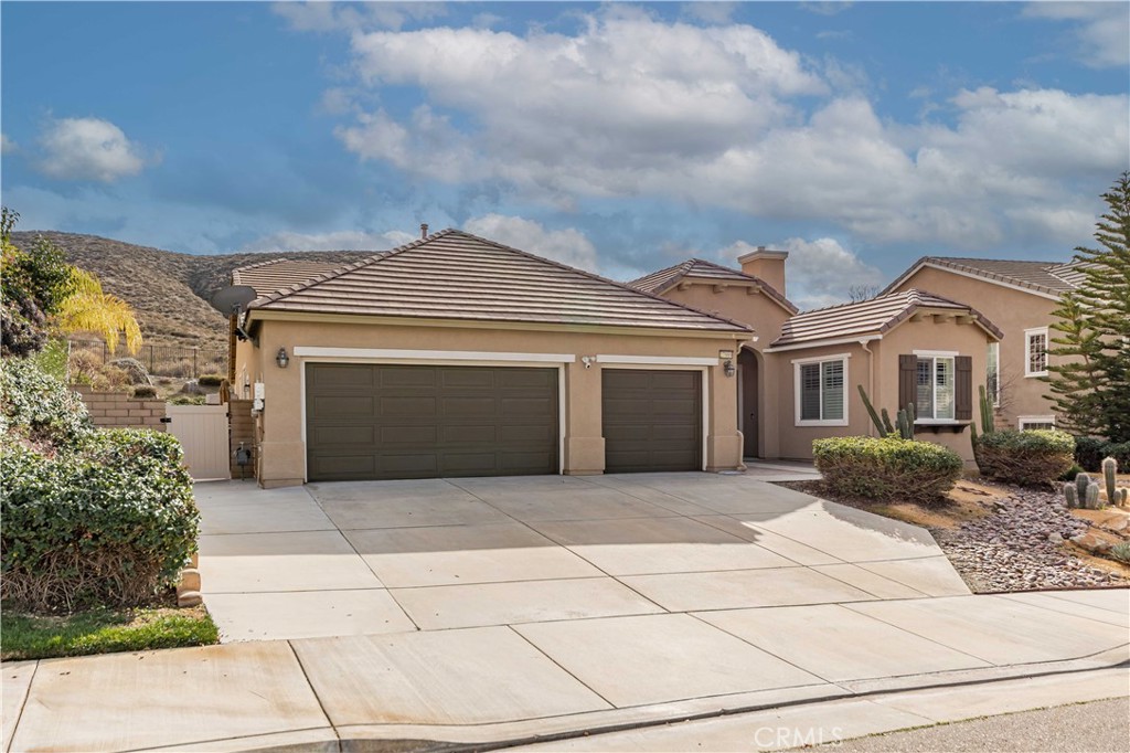 27989 Whittington Road, Menifee, CA 92584