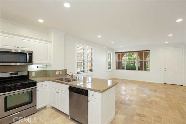 138 Coralwood, Irvine CA: https://media.crmls.org/medias/d5afcb89-46ec-4d8b-84e9-c0225bf8e8e9.jpg