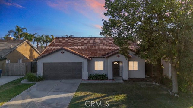Detail Gallery Image 4 of 26 For 11815 Darlington, Bakersfield,  CA 93312 - 3 Beds | 2 Baths