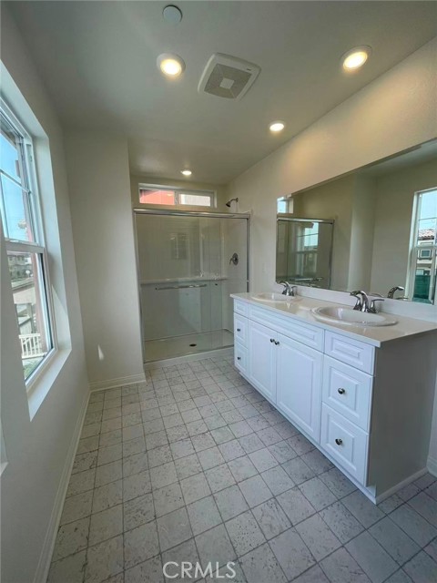 Detail Gallery Image 10 of 16 For 16129 Alamo Ct, Chino,  CA 91708 - 3 Beds | 2/1 Baths