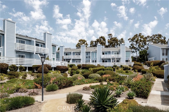 24612 Harbor View Drive, Dana Point CA: https://media.crmls.org/medias/d5b08c0e-c340-4d74-aee6-dc96feeab68f.jpg