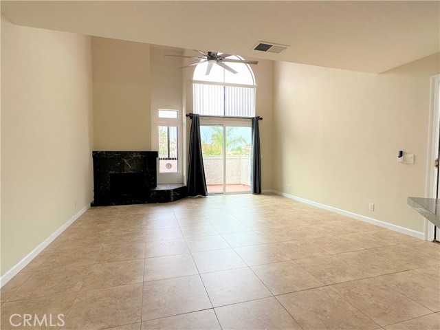 5032 Dorado Drive, Huntington Beach CA: https://media.crmls.org/medias/d5b14967-7eeb-4fa7-b752-eb7fc0b63b24.jpg