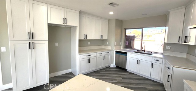 Detail Gallery Image 21 of 74 For 16257 Saint Timothy Rd, Apple Valley,  CA 92307 - 3 Beds | 2 Baths