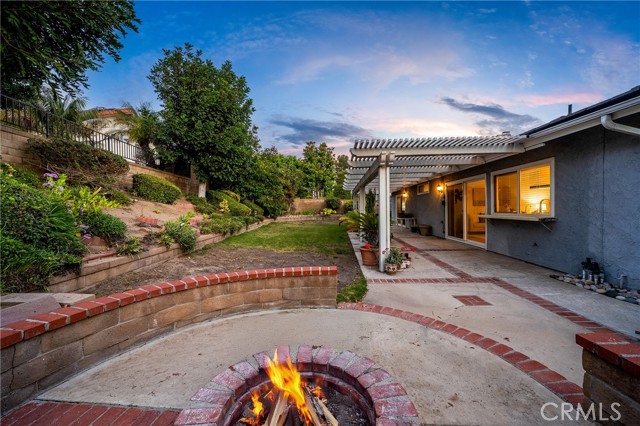 21802 Bass Lake Circle, Lake Forest CA: https://media.crmls.org/medias/d5b1fa78-dae8-4a3c-8f25-c05e031d01d5.jpg