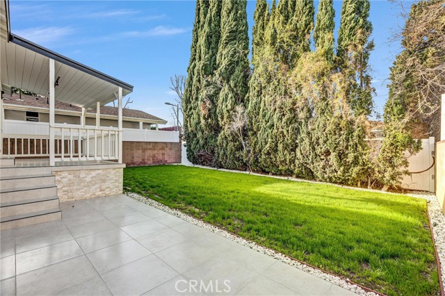 Detail Gallery Image 35 of 43 For 13021 Killion St, Sherman Oaks,  CA 91401 - 3 Beds | 2/1 Baths