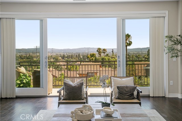 Detail Gallery Image 14 of 56 For 2700 Starpine Dr, Duarte,  CA 91010 - 4 Beds | 4 Baths