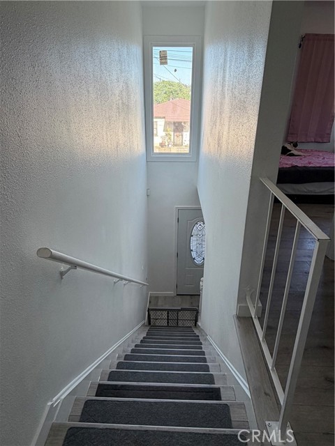 Detail Gallery Image 14 of 28 For 4622 W 156th, Lawndale,  CA 90260 - 3 Beds | 3 Baths