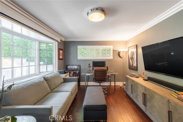 5433 Castle Knoll Road, La Canada Flintridge CA: https://media.crmls.org/medias/d5b441cc-4d2e-4301-aa09-4efb4de08378.jpg