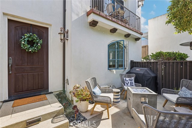 1619 Artesia Boulevard, Manhattan Beach, California 90266, 3 Bedrooms Bedrooms, ,2 BathroomsBathrooms,Residential,Sold,Artesia,SB24123210