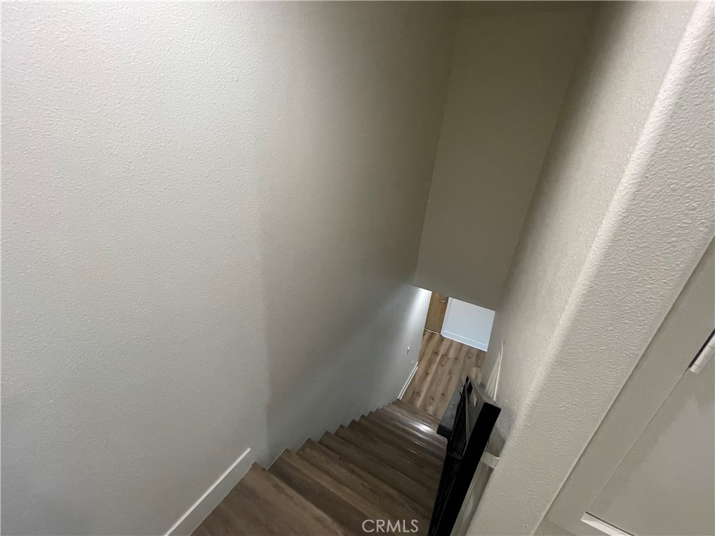 https://media.crmls.org/medias/d5b52711-59db-4945-bde5-a171a8b9b03c.jpg?preset=X-Large