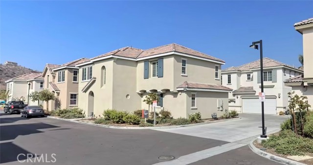 Front Image Thumbnail for CROC26045639