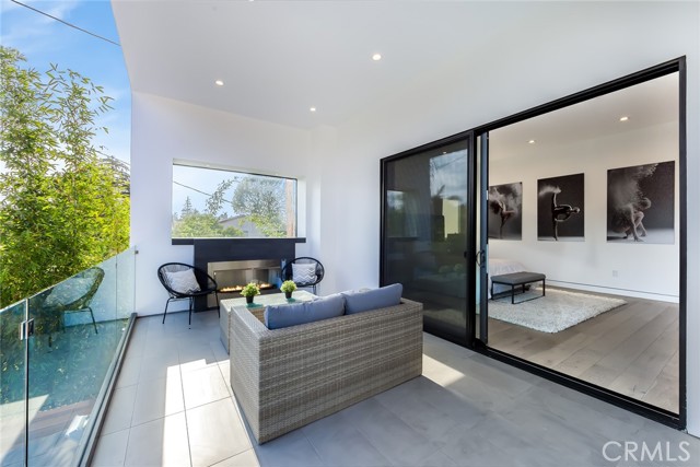 Detail Gallery Image 21 of 34 For 12732 Hortense St., Studio City,  CA 91604 - 5 Beds | 6 Baths