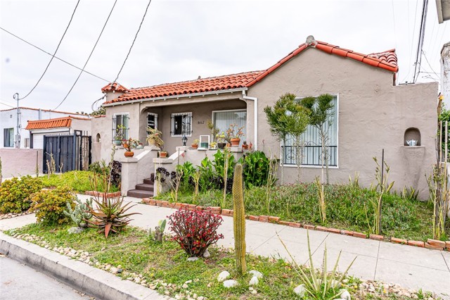 Detail Gallery Image 3 of 18 For 8462 S Denker Ave, Los Angeles,  CA 90047 - 2 Beds | 2 Baths