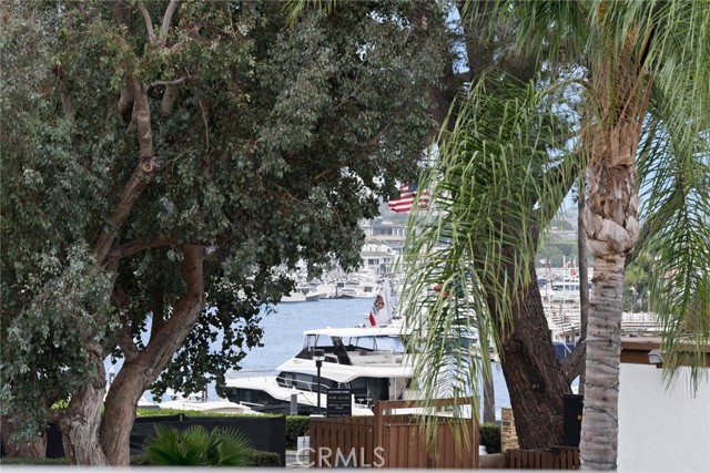 Detail Gallery Image 30 of 35 For 1030 Bayside Cove #702,  Newport Beach,  CA 92660 - 2 Beds | 2 Baths