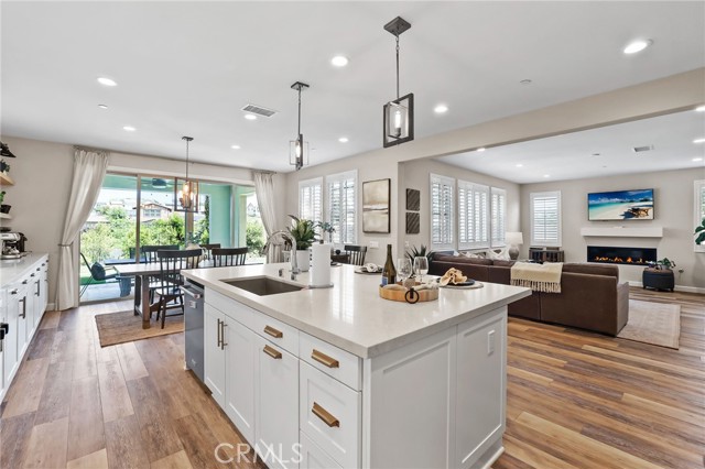24 Granja Court, Rancho Mission Viejo CA: https://media.crmls.org/medias/d5b90961-538c-460c-adca-6e5371710853.jpg