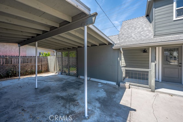 1219 N Lincoln Street, Burbank CA: https://media.crmls.org/medias/d5b95af6-34a0-40c8-a579-a448534051af.jpg