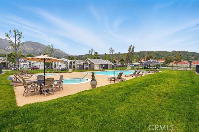 Detail Gallery Image 5 of 18 For 13691 Gavina Ave #576,  Sylmar,  CA 91342 - 3 Beds | 2 Baths