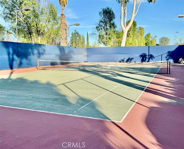 Detail Gallery Image 27 of 31 For 17241 Roscoe #16,  Northridge,  CA 91325 - 3 Beds | 3 Baths