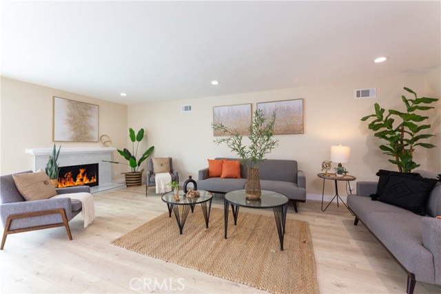 Detail Gallery Image 9 of 42 For 19102 Dunbrooke Ave, Carson,  CA 90746 - 3 Beds | 2 Baths