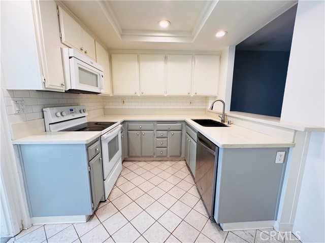 Detail Gallery Image 10 of 37 For 136 Briarwood #50,  Irvine,  CA 92604 - 3 Beds | 2/1 Baths