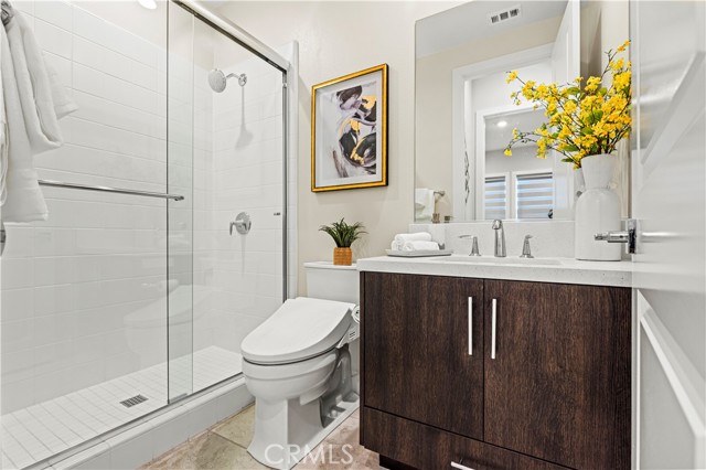 Detail Gallery Image 19 of 42 For 161 Walworth, Lake Forest,  CA 92630 - 5 Beds | 5 Baths