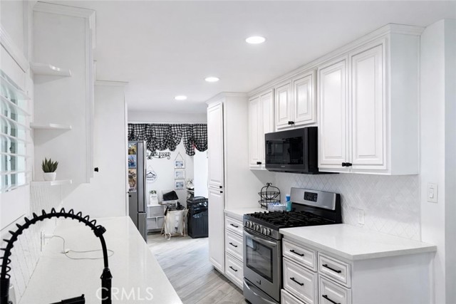 Detail Gallery Image 5 of 26 For 161 W Harcourt St, Long Beach,  CA 90805 - – Beds | – Baths