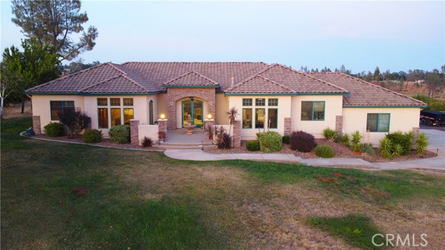 18 Tuscan Drive, Paradise CA: https://media.crmls.org/medias/d5bb7b33-66e9-48e6-b718-4aebbdf32bec.jpg