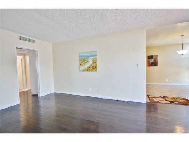 Detail Gallery Image 10 of 20 For 9070 Huntington Dr #19,  San Gabriel,  CA 91775 - 2 Beds | 2 Baths