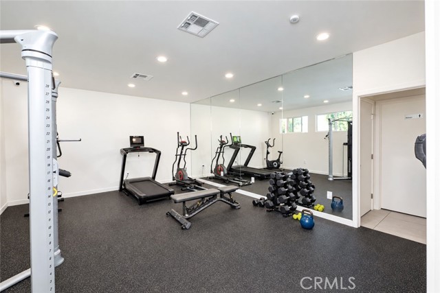 12720 Burbank, 305 photo 24