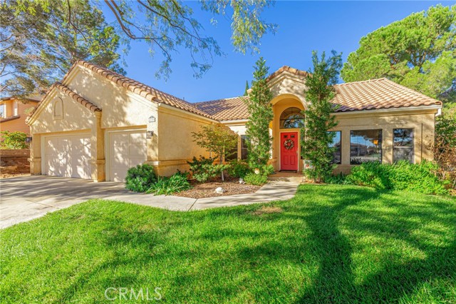 Detail Gallery Image 5 of 48 For 42255 Round Hill Dr, Lancaster,  CA 93536 - 4 Beds | 2/1 Baths