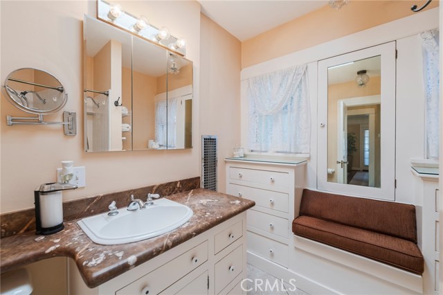 Detail Gallery Image 22 of 33 For 405 N Janss, Anaheim,  CA 92805 - 2 Beds | 1 Baths