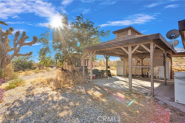 Detail Gallery Image 22 of 43 For 9405 Mesa Rd, Lucerne Valley,  CA 92356 - 2 Beds | 2 Baths