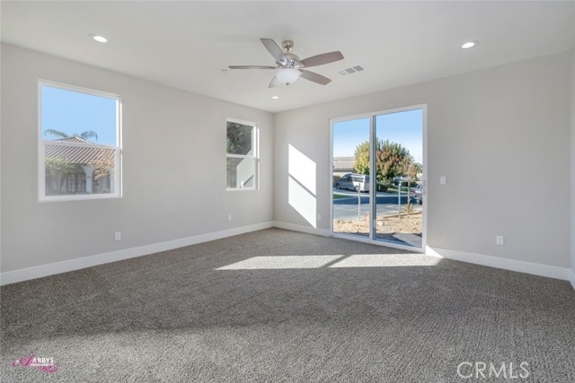 Detail Gallery Image 22 of 53 For 14902 Colonia De Las Rosas, Bakersfield,  CA 93306 - 3 Beds | 2 Baths