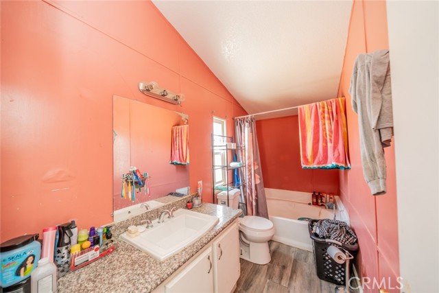 11930 Baldy Mesa Road, Victorville CA: https://media.crmls.org/medias/d5c0416d-f712-466e-9f1b-a8556c83fc1c.jpg