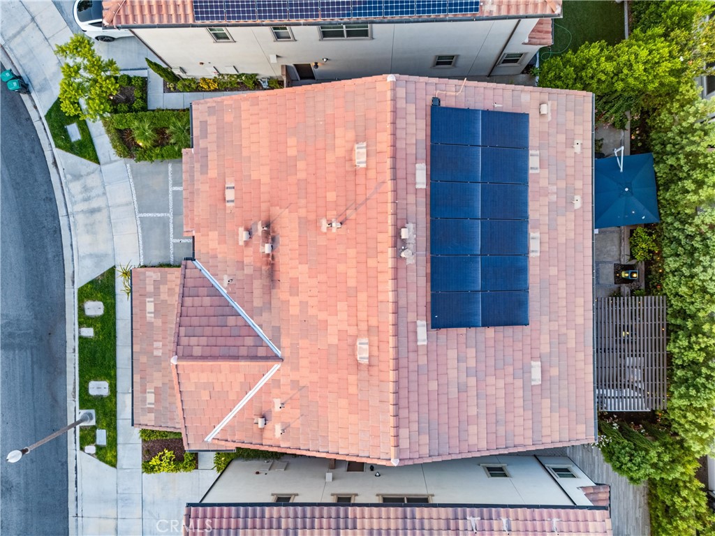 https://media.crmls.org/medias/d5c0ce9d-a352-4ff2-92fe-818e06dcb124.jpg?preset=X-Large